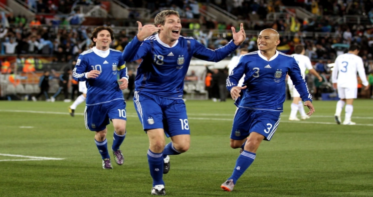 普尤vsPPJ学院直播_实时普尤vsPPJ学院直播赛事_无插件普尤vsPPJ学院直播-24直播